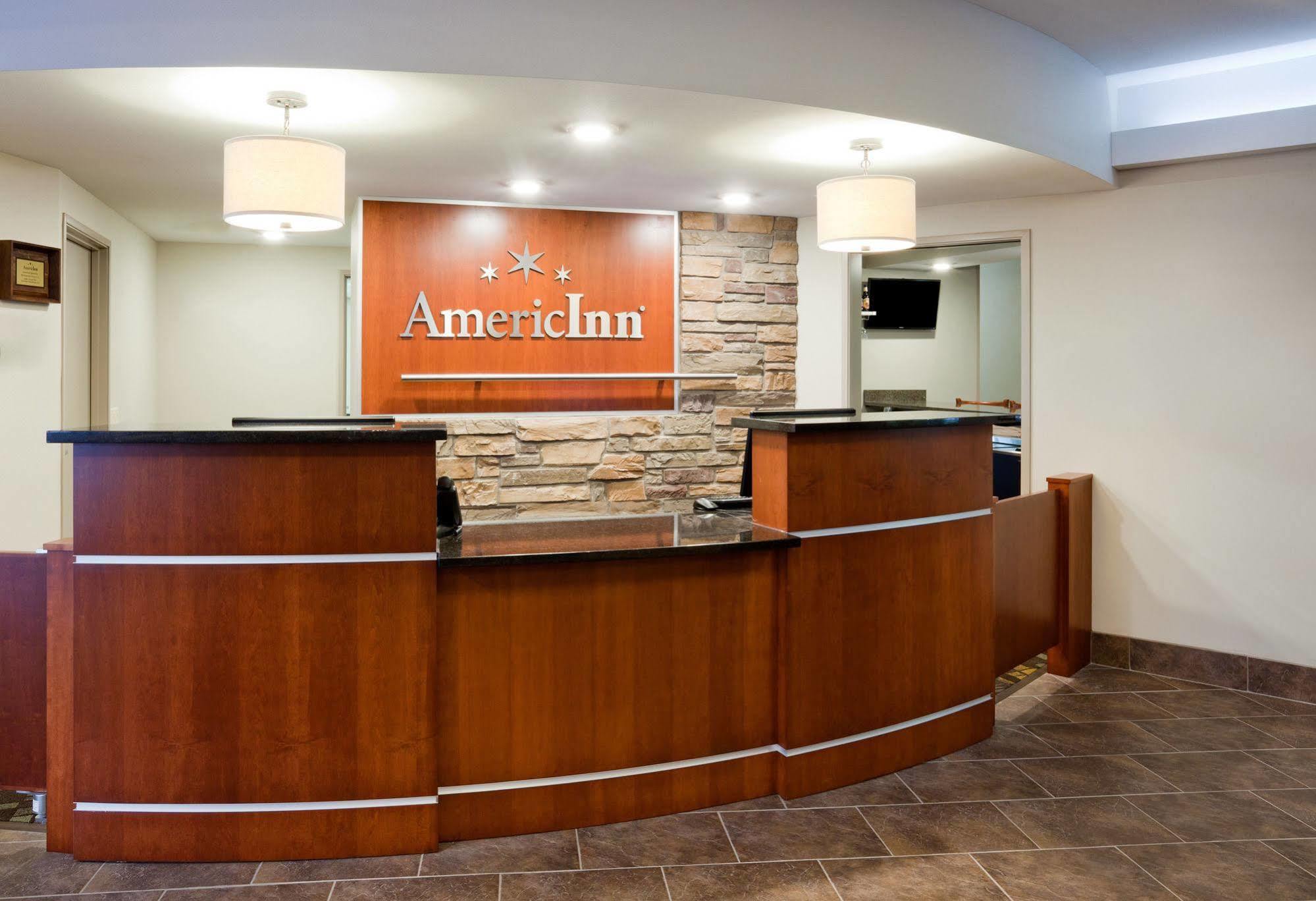 Americinn By Wyndham Fairfield Екстер'єр фото